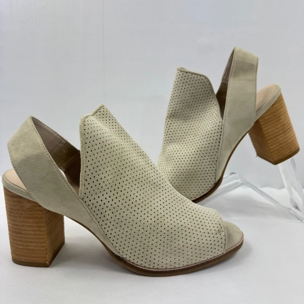 Cole Haan Grand.OS Women Beige Perforated Suede Block Heel Sandals‎ W14726 Sz 9B